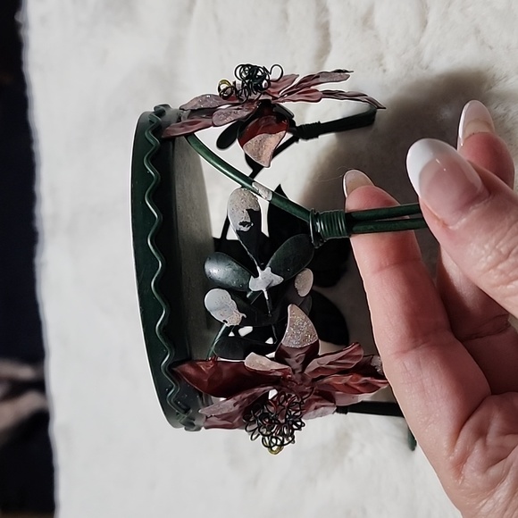 VINTAGE CHRISTMAS DECORATIVE ASSORTMENT BUNDLE - Picture 8 of 10